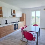 Ghouse Apartment *